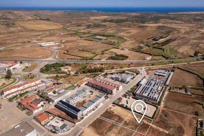 Terreno para Venda em Vila do Bispo e Raposeira