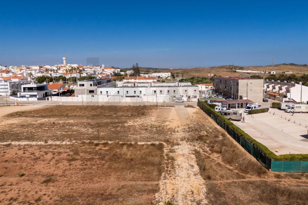 Terreno para Venda em Vila do Bispo e Raposeira Foto 8