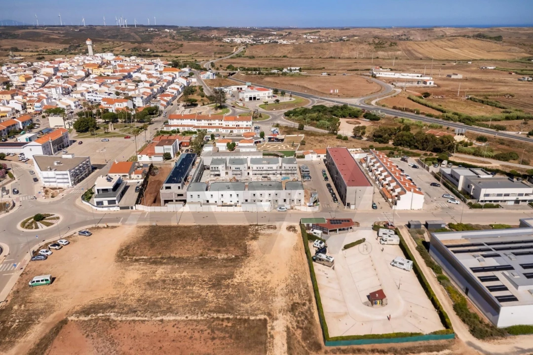 Terreno para Venda em Vila do Bispo e Raposeira Foto 4