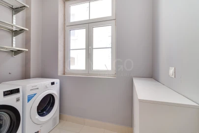 Apartamento T2 para Arrendamento em Misericórdia