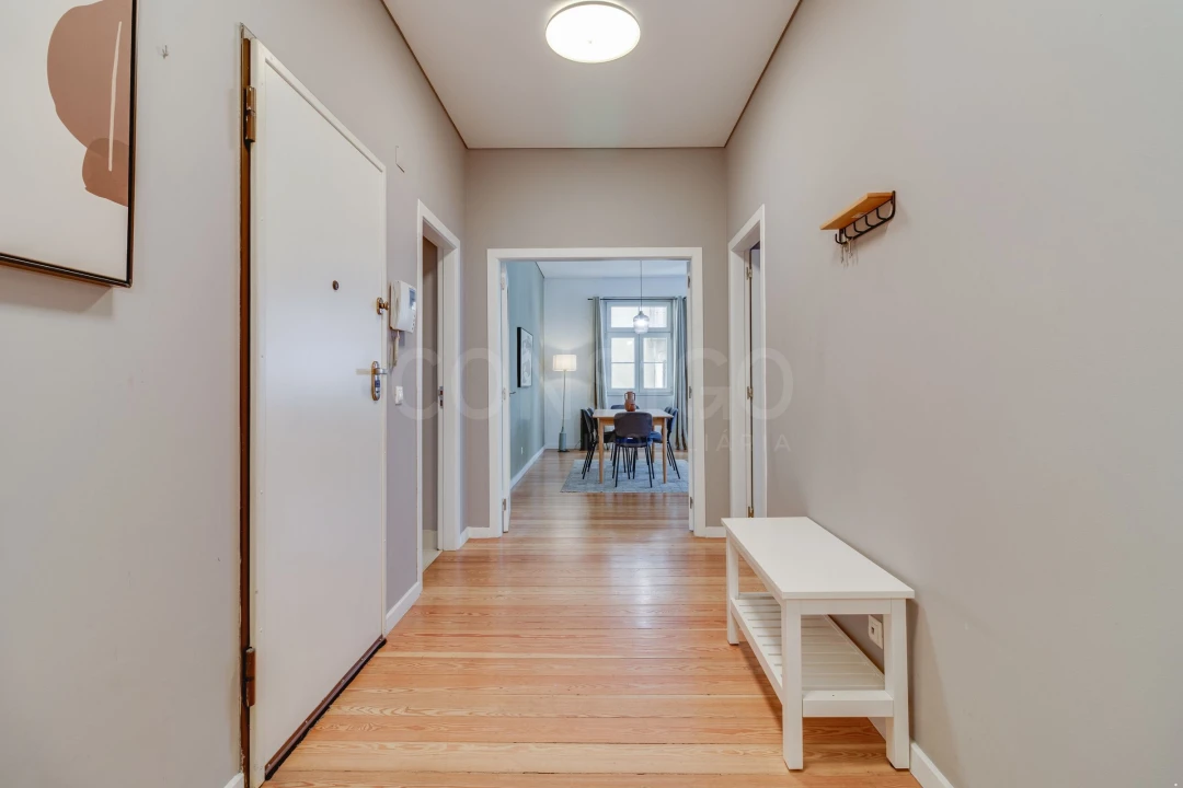 Apartamento T2 para Arrendamento em Misericórdia Foto 2
