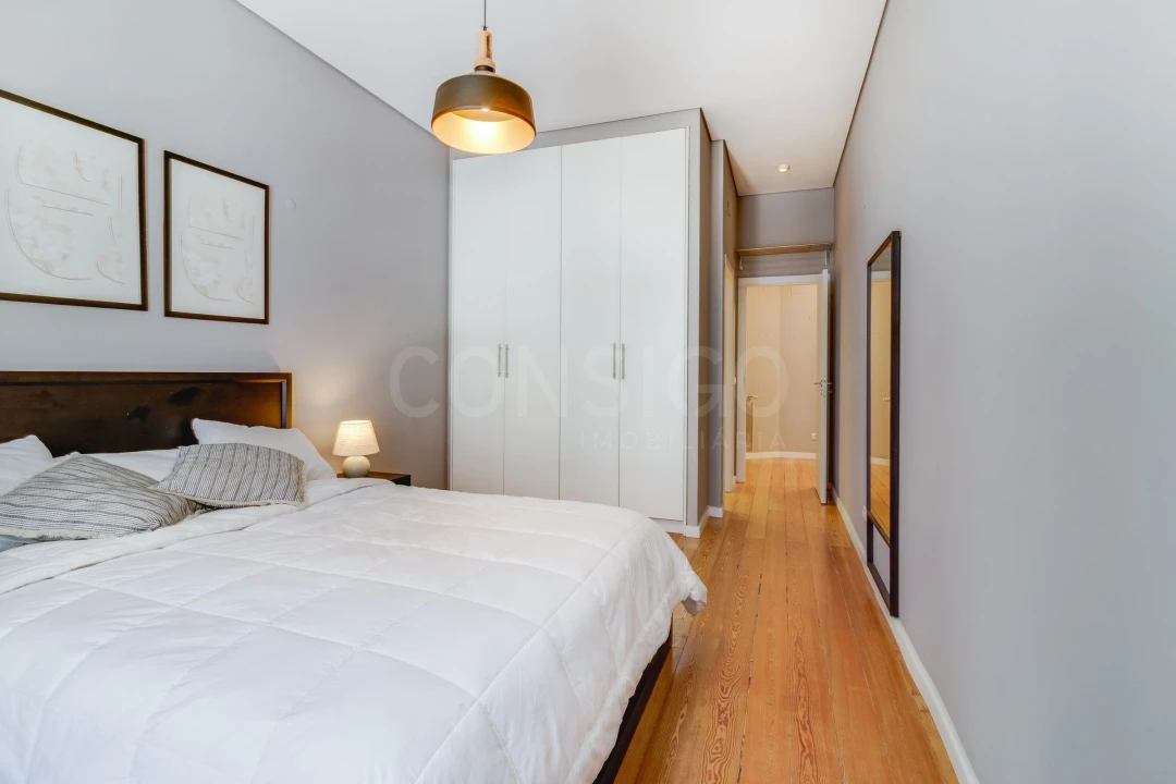 Apartamento T2 para Arrendamento em Misericórdia Foto 9
