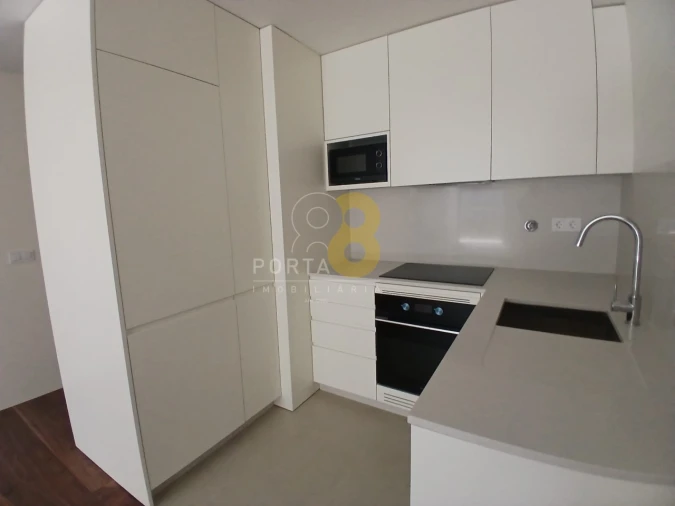 Apartamento T1 para Venda em Cedofeita, Santo Ildefonso, Sé, Miragaia, São Nicolau e Vitória Foto 4
