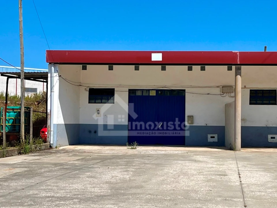 Armazém para Arrendamento em Figueiró dos Vinhos e Bairradas Foto 1