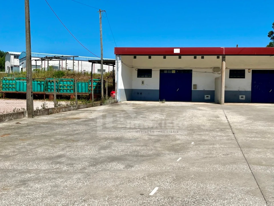 Armazém para Arrendamento em Figueiró dos Vinhos e Bairradas Foto 11