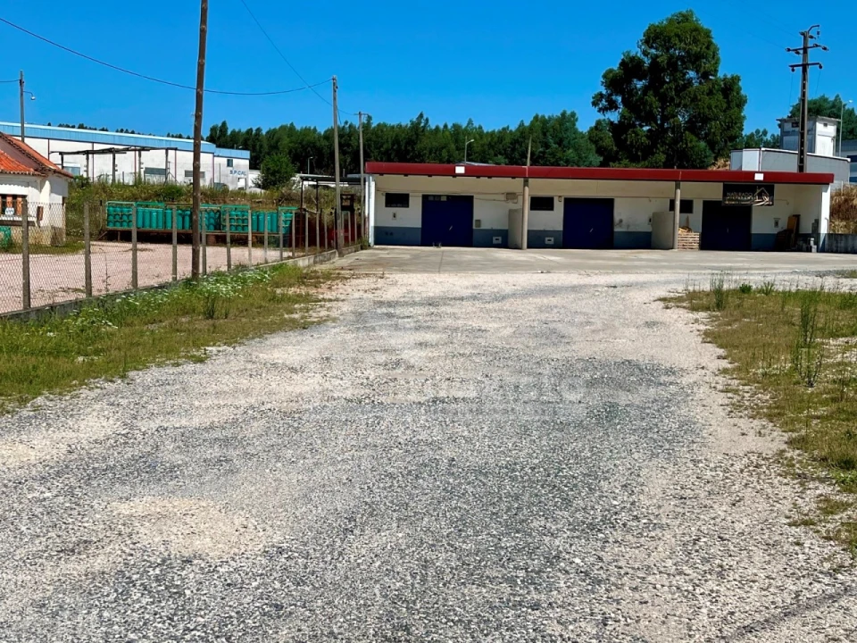 Armazém para Arrendamento em Figueiró dos Vinhos e Bairradas Foto 12