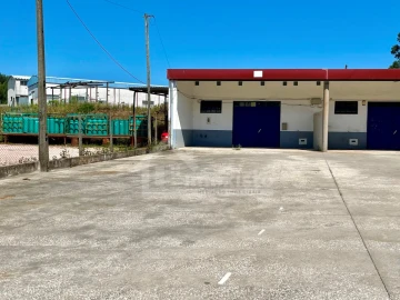Armazém para Arrendamento em Figueiró dos Vinhos e Bairradas