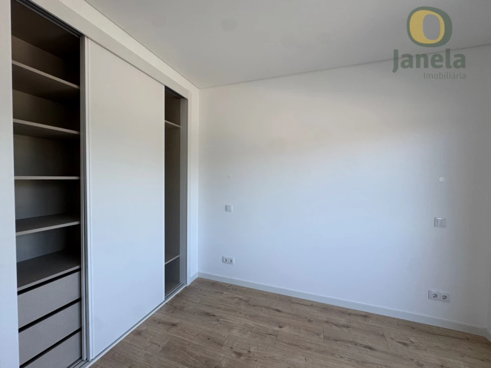 Apartamento T3 para Venda em Tavira (Santa Maria e Santiago) Foto 16