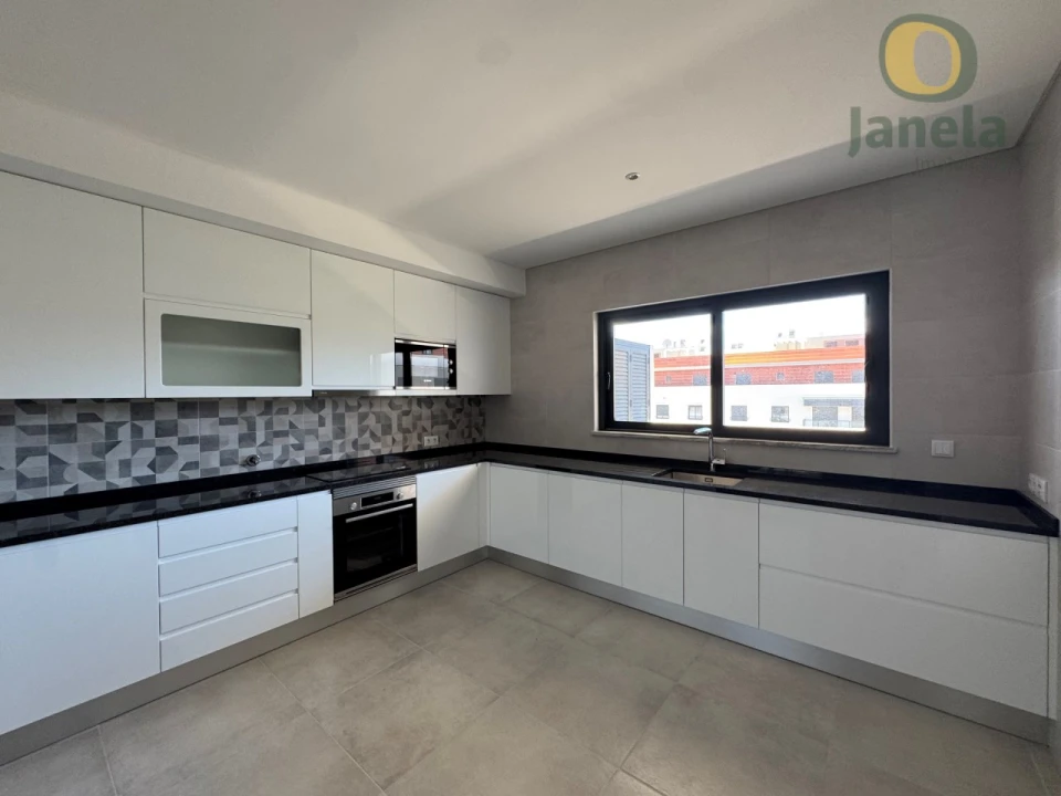 Apartamento T3 para Venda em Tavira (Santa Maria e Santiago) Foto 10