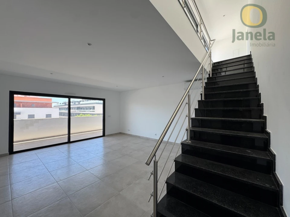 Apartamento T4 para Venda em Tavira (Santa Maria e Santiago) Foto 14