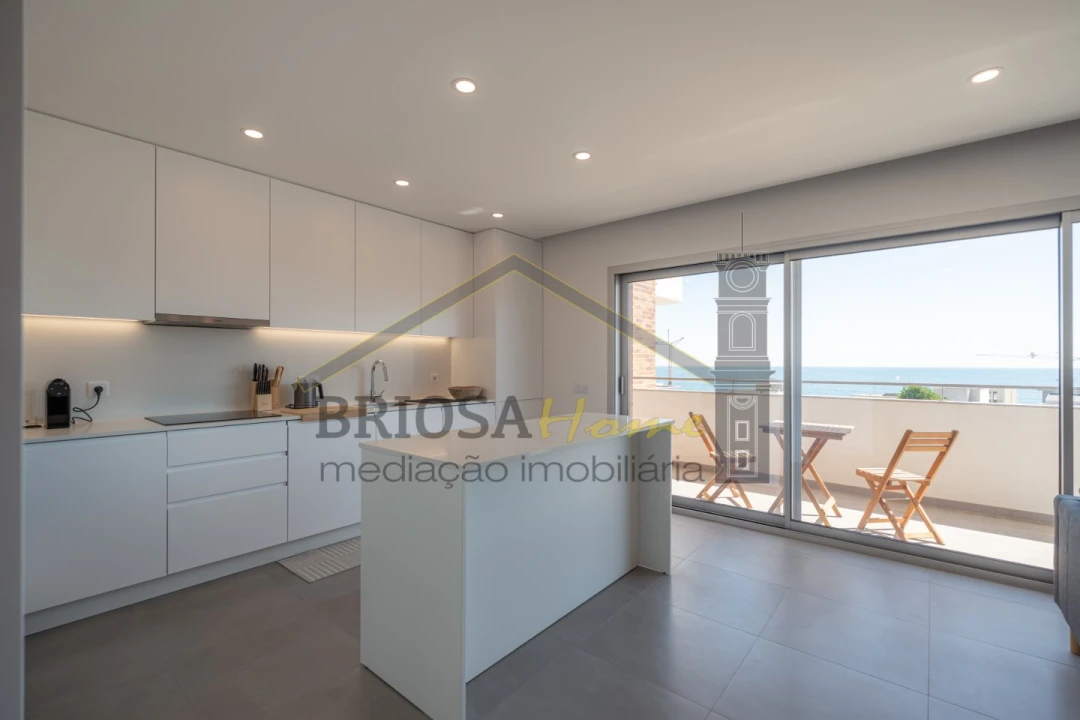 Apartamento T4 para Venda em Buarcos Foto 10