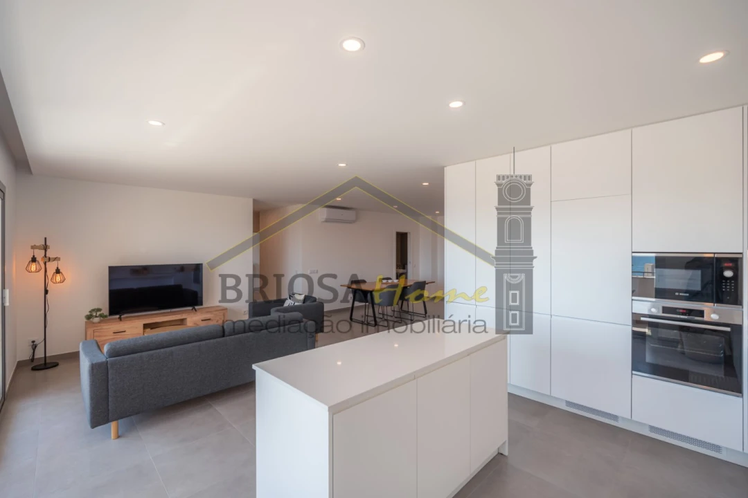 Apartamento T4 para Venda em Buarcos Foto 16