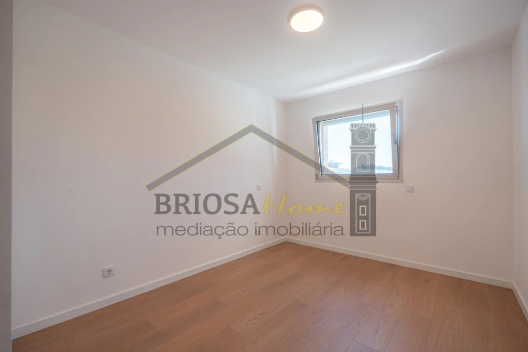 Apartamento T4 para Venda em Buarcos Foto 28