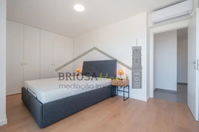 Apartamento T4 para Venda em Buarcos