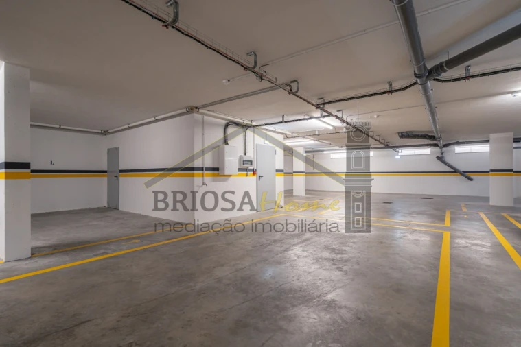 Apartamento T4 para Venda em Buarcos Foto 44
