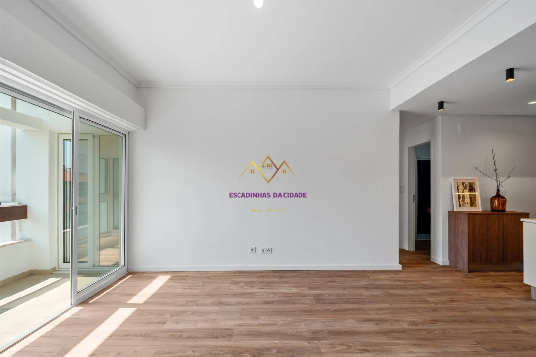 Apartamento T1 para Venda em Alcabideche Foto 17