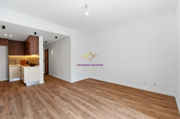 Apartamento T1 para Venda em Alcabideche Foto 19