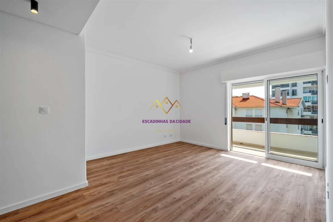 Apartamento T1 para Venda em Alcabideche Foto 16