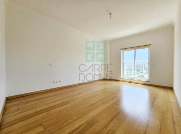 Apartamento T3 para Venda em Loule (São Clemente)