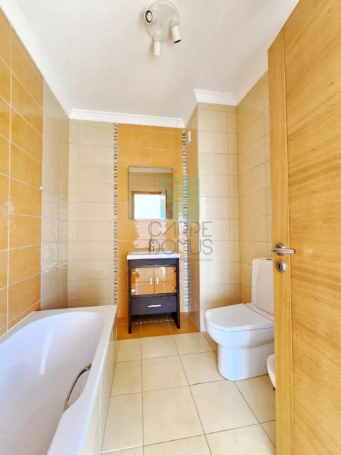 Apartamento T3 para Venda em Loule (São Clemente)