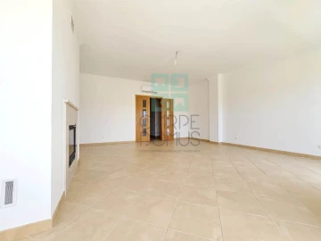 Apartamento T3 para Venda em Loule (São Clemente)