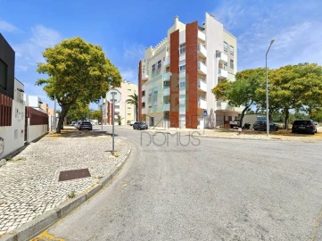 Apartamento T3 para Venda em Loule (São Clemente)