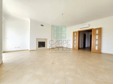 Apartamento T3 para Venda em Loule (São Clemente)