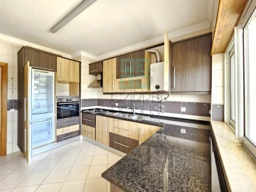 Apartamento T3 para Venda em Loule (São Clemente)