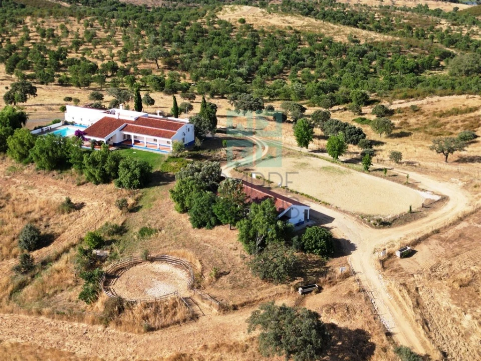 Moradia T5 para Venda em Garvão e Santa Luzia Foto 105