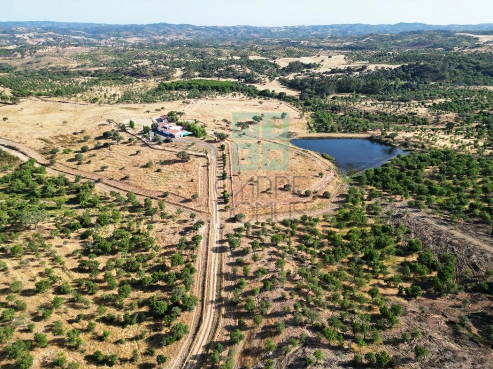 Moradia T5 para Venda em Garvão e Santa Luzia Foto 113