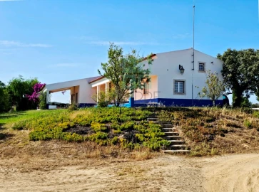 Moradia T5 para Venda em Garvão e Santa Luzia