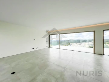 Moradia T3 para Venda em Monchique