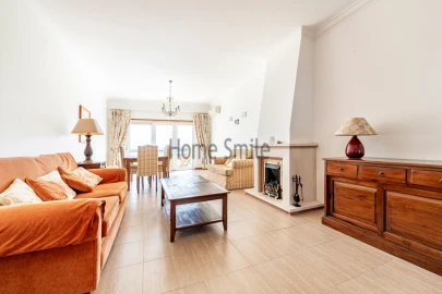Apartamento T2 para Venda em Sesimbra (Santiago)