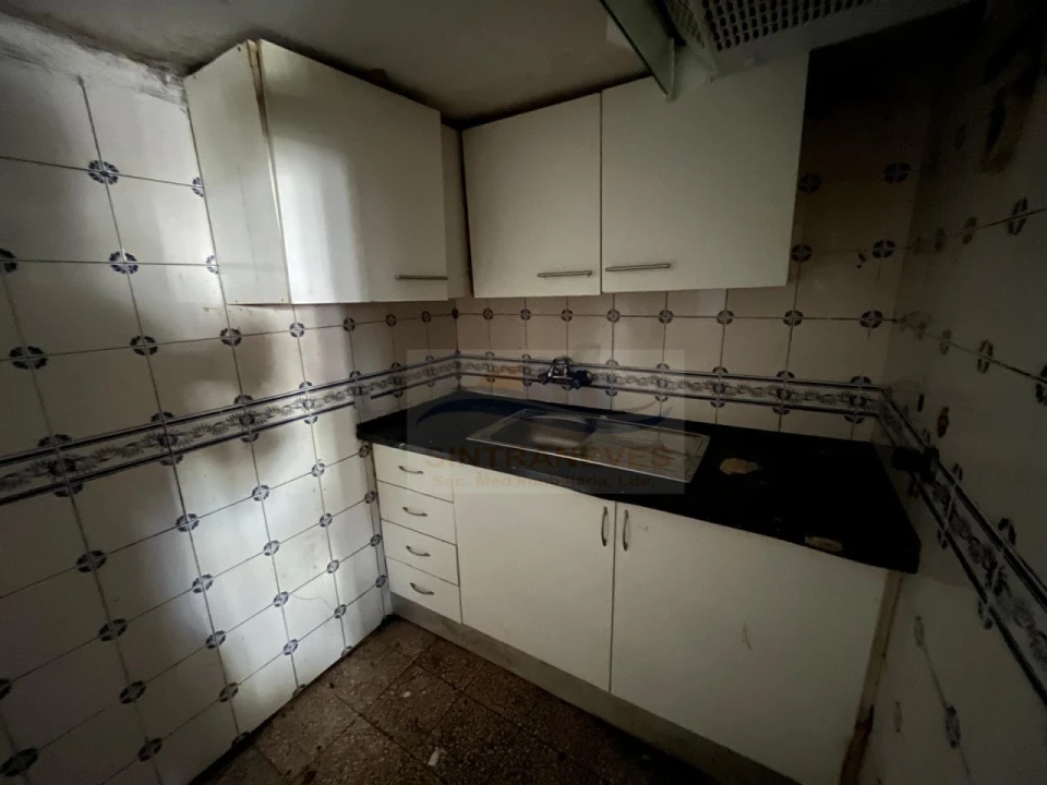 Apartamento T2 para Venda em Odivelas Foto 6