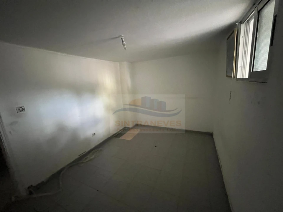 Apartamento T2 para Venda em Odivelas Foto 16