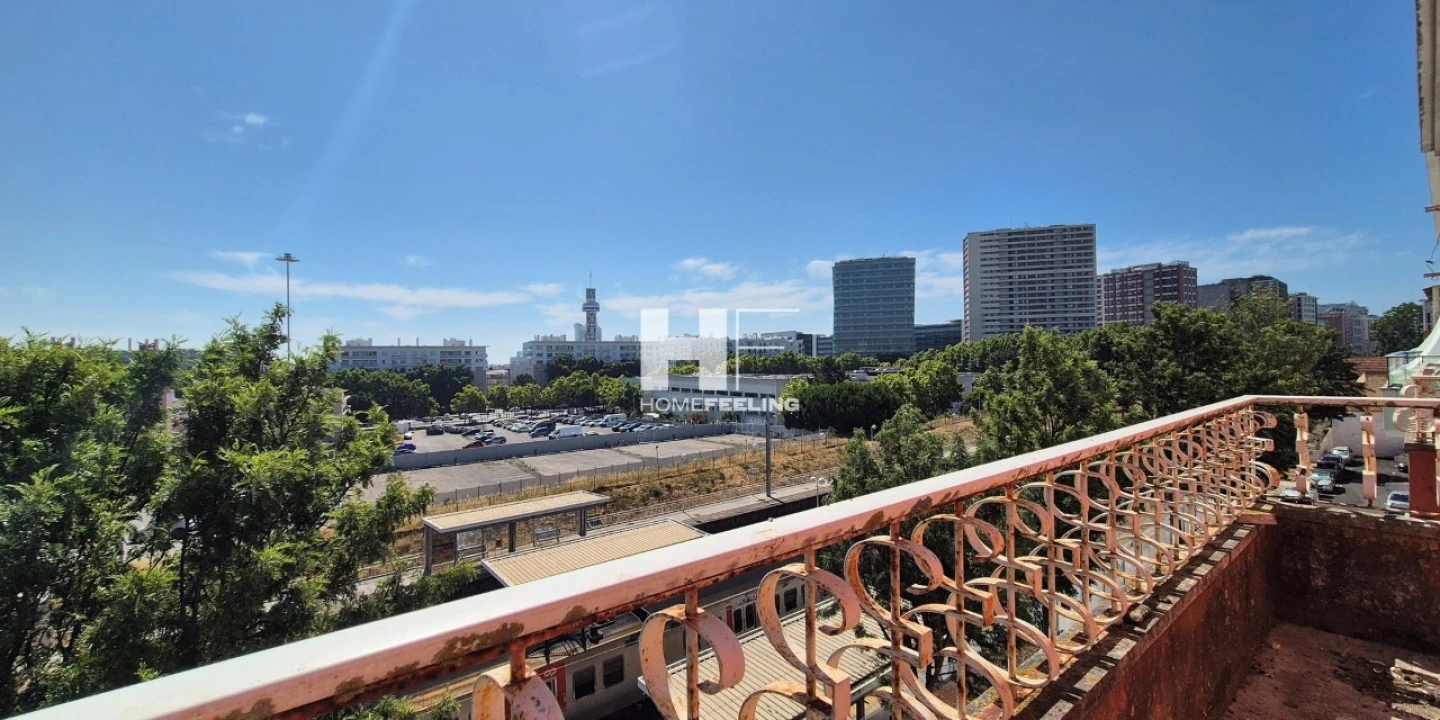 Apartamento T3 para Venda em Parque das Nações Foto 4