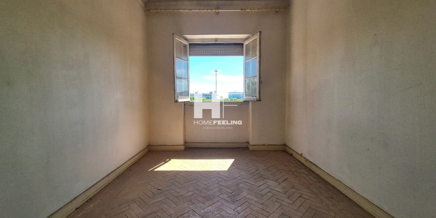 Apartamento T3 para Venda em Parque das Nações Foto 7