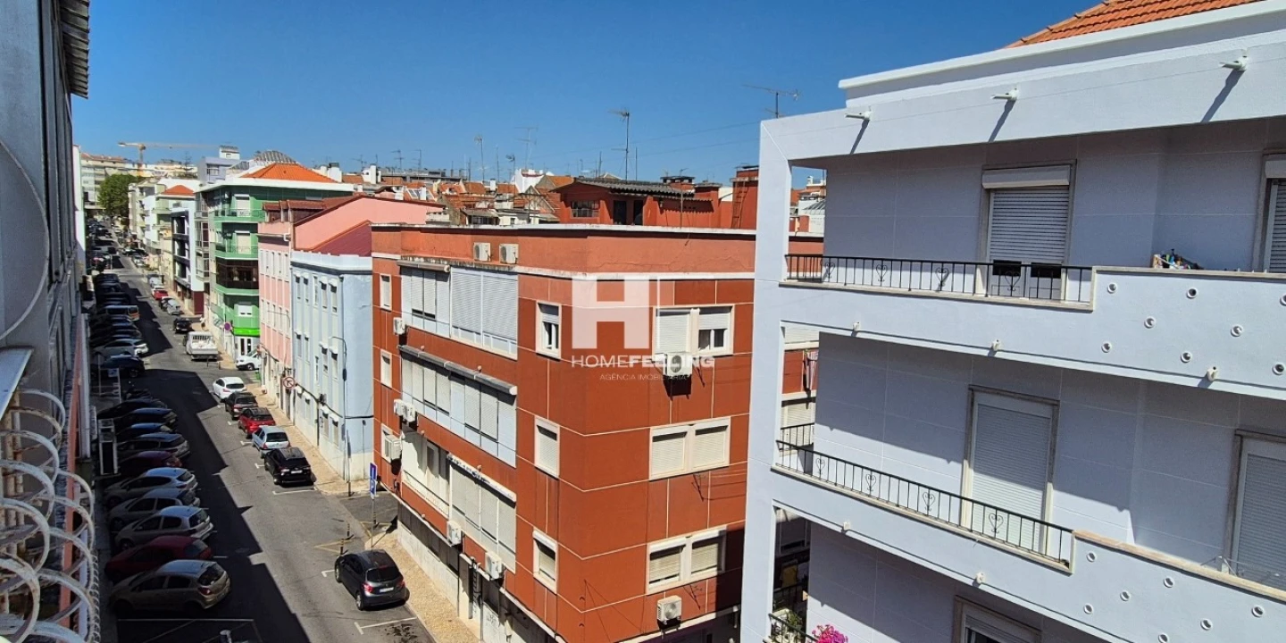 Apartamento T3 para Venda em Parque das Nações Foto 15