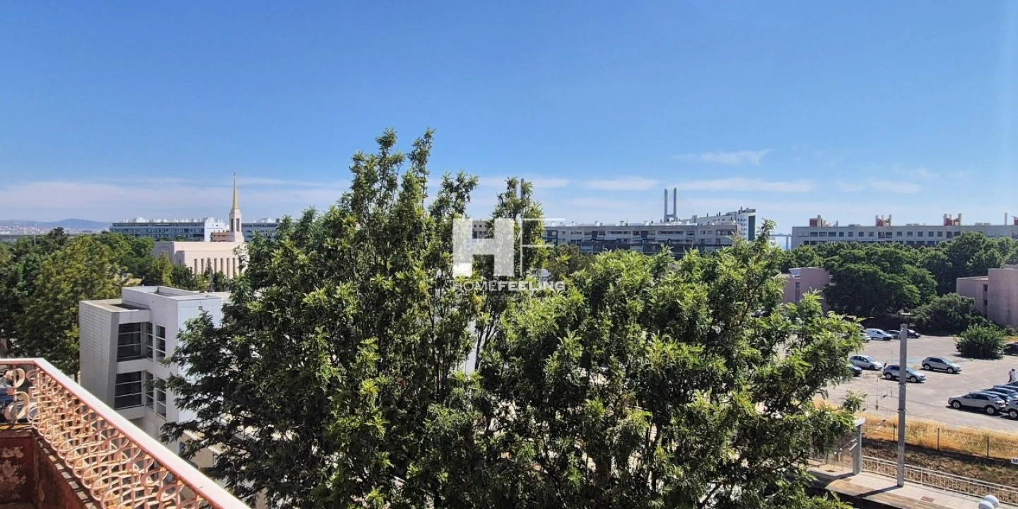 Apartamento T3 para Venda em Parque das Nações Foto 17