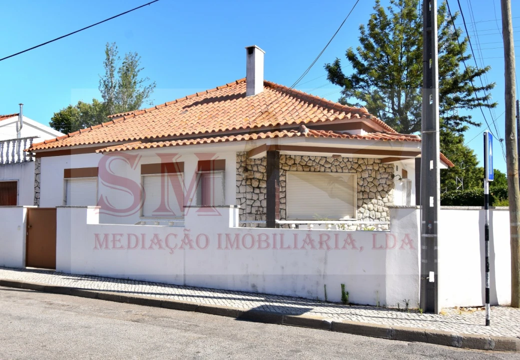 Moradia T4 para Venda em Seixal, Arrentela e Aldeia de Paio Pires Foto 2