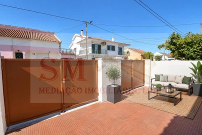 Moradia T4 para Venda em Seixal, Arrentela e Aldeia de Paio Pires