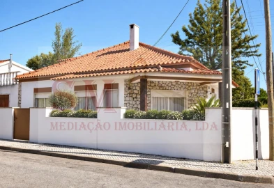Moradia T4 para Venda em Seixal, Arrentela e Aldeia de Paio Pires