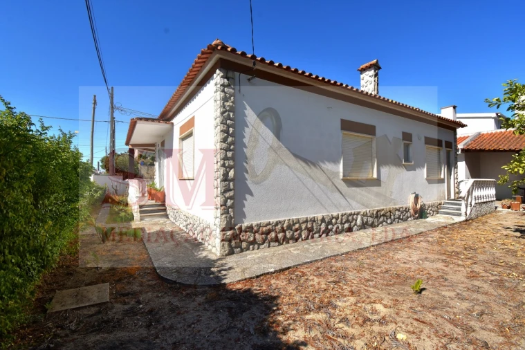 Moradia T4 para Venda em Seixal, Arrentela e Aldeia de Paio Pires Foto 11