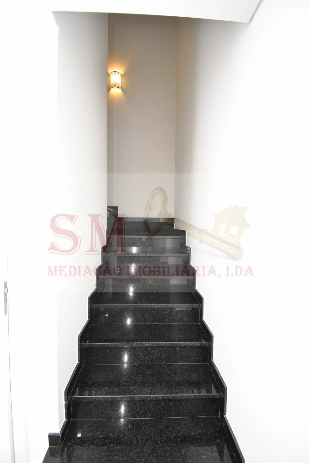 Moradia T4 para Venda em Fernao Ferro Foto 66