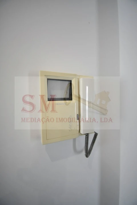 Moradia T4 para Venda em Fernao Ferro