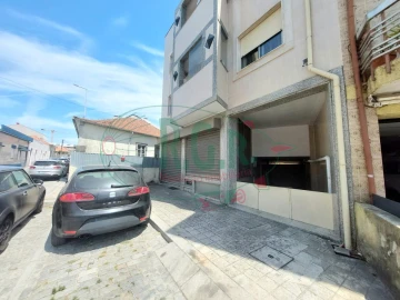 Loja para Venda em Custóias, Leça do Balio e Guifões