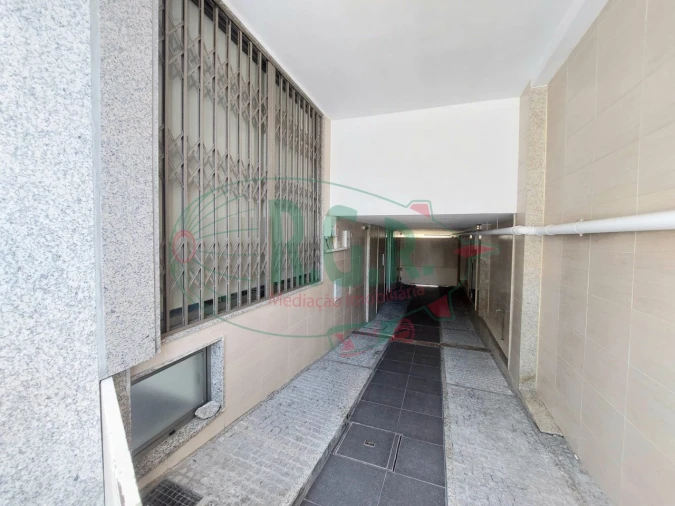 Loja para Venda em Custóias, Leça do Balio e Guifões Foto 13