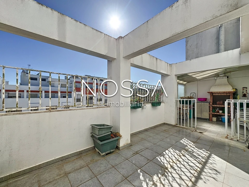 Apartamento T3 para Venda em Algueirão-Mem Martins Foto 17