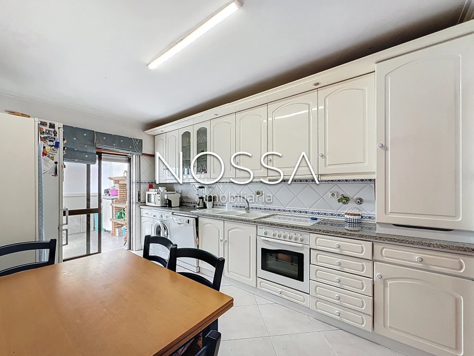 Apartamento T3 para Venda em Algueirão-Mem Martins Foto 4