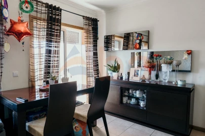 Apartamento T1 para Venda em Esgueira